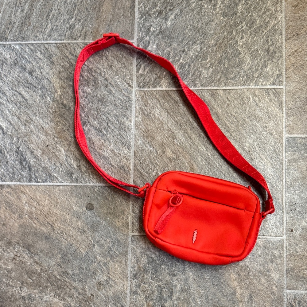 Vibrant Red Crossbody Bag